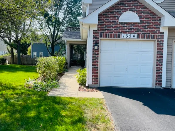 1324 Shawford Way, Elgin, IL 60120