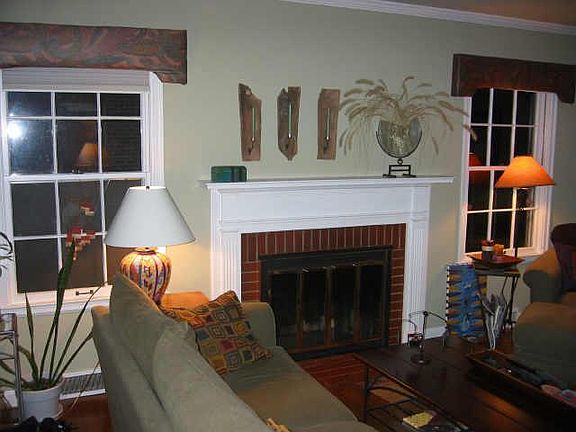 5th image of 6474 N Broadway St