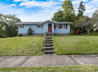 116 Carlton Rd, Syracuse, NY 13207