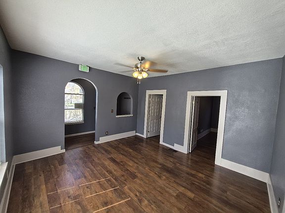 3rd image of 120 Vine St Unit A