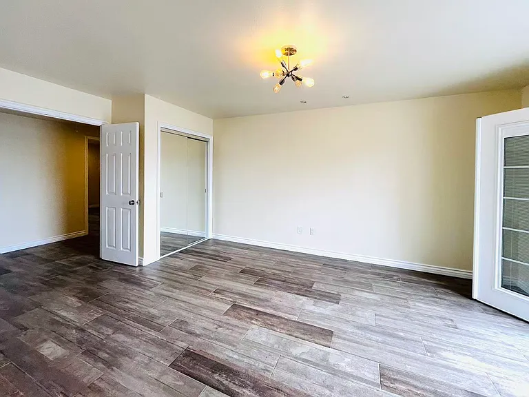 1800 Yermo Pl — Photo 22