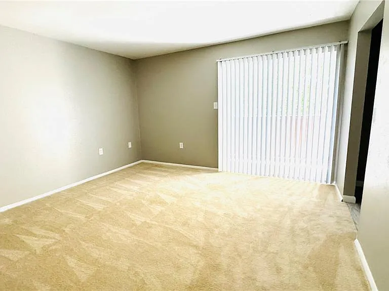 4016 Woodfern Dr #B-8 — Photo 18