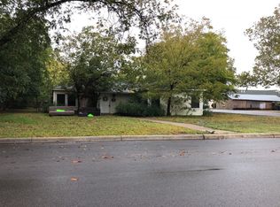 2002 S Main St, Georgetown, TX 78626