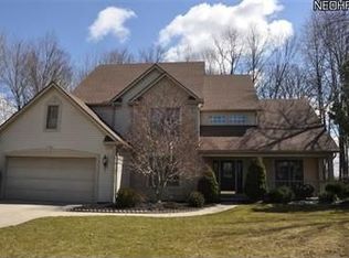 449 Moorewood Ave, Avon Lake, OH 44012