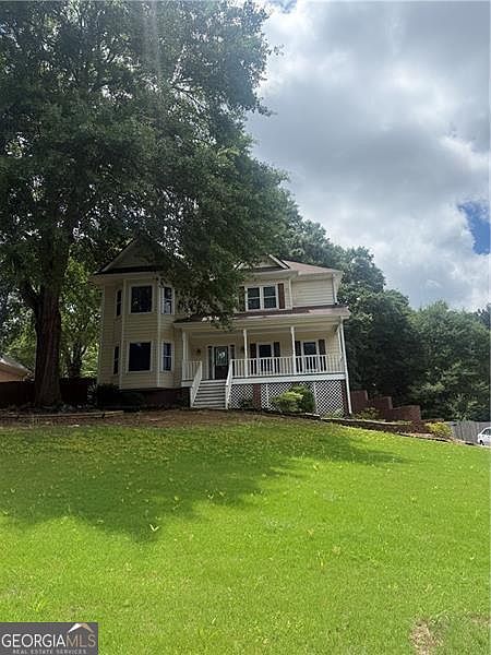 1st image of 2031 Lakewood Cir