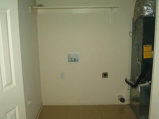 Home located in the Heart of Elizabeth City. — Photo 2