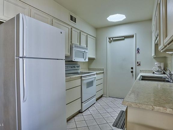 4th image of 13302 W Copperstone Dr