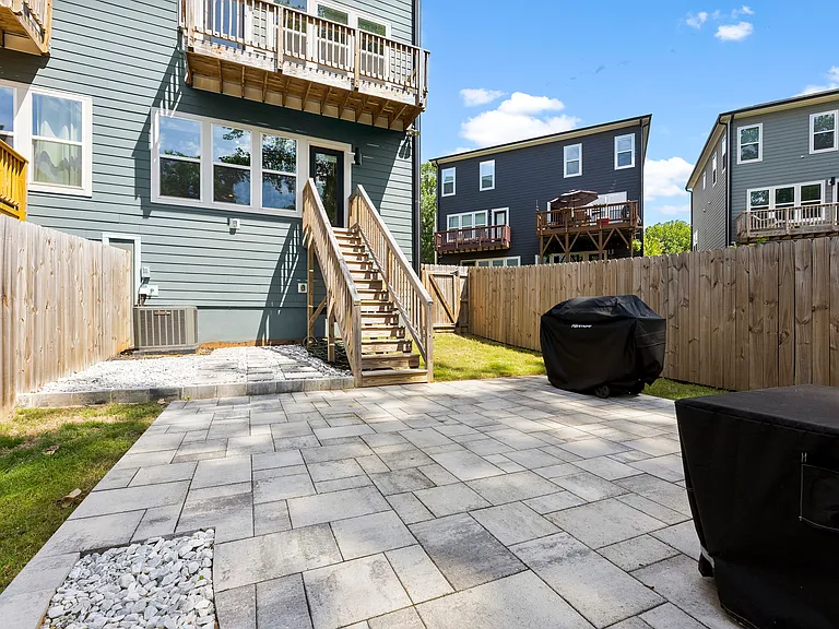 2703 Parkway Ave — Photo 24