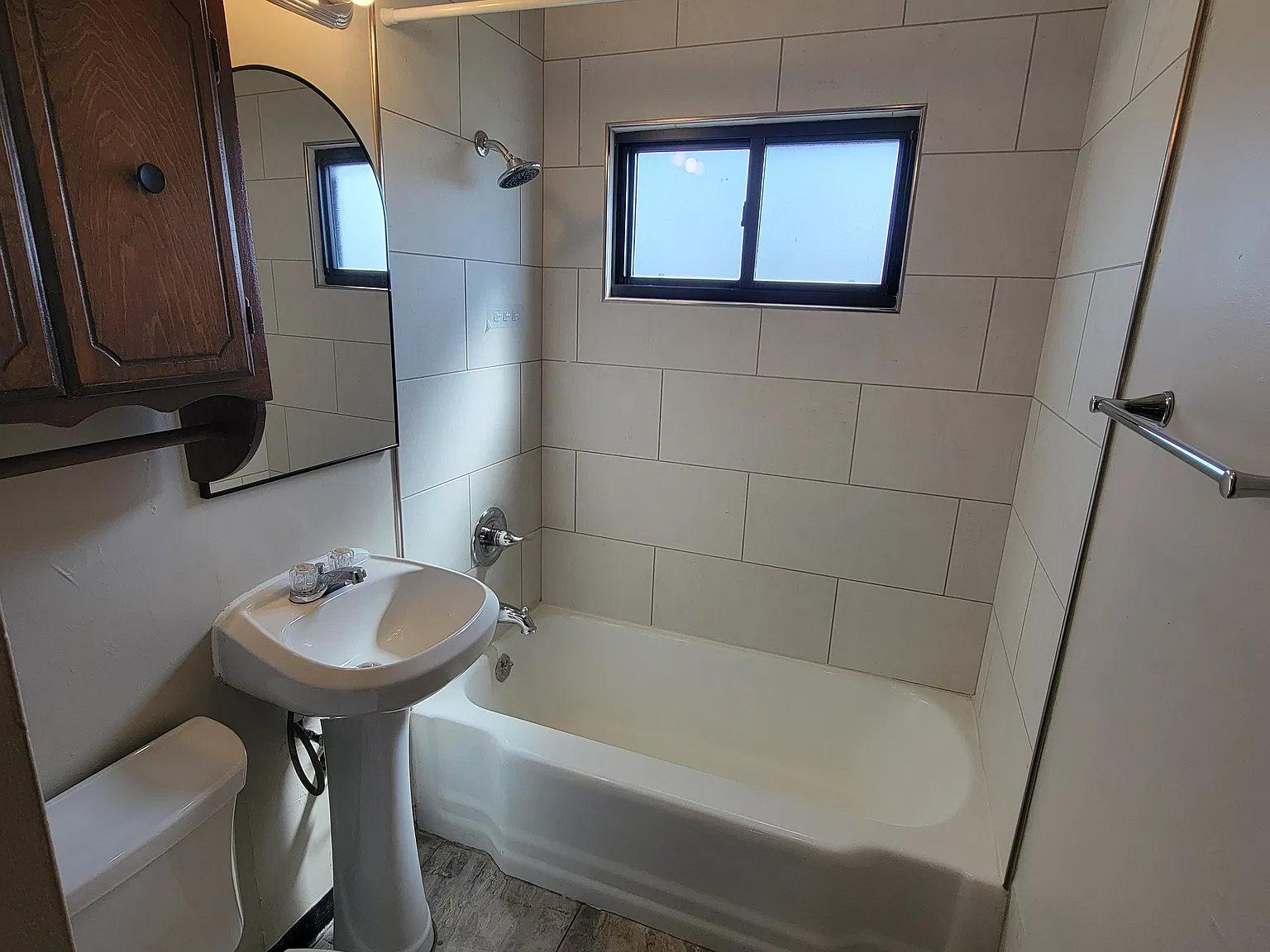 3 bed, 1104 sqft, $1,200 — Photo 4