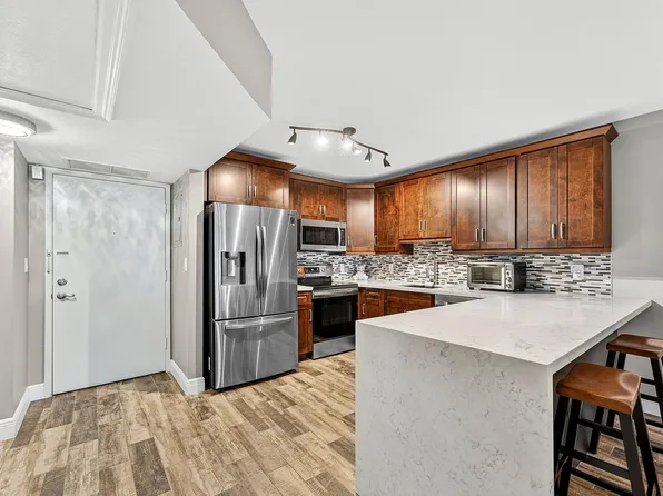 101 E Mcnab Road #304, Pompano Beach, FL 33060