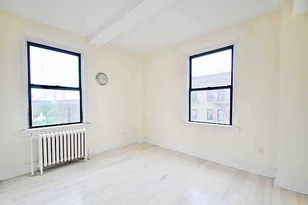 Rented by Bohemia Realty Group | media 7