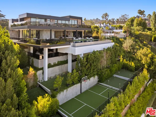 1140 Summit Dr, Beverly Hills, CA 90210