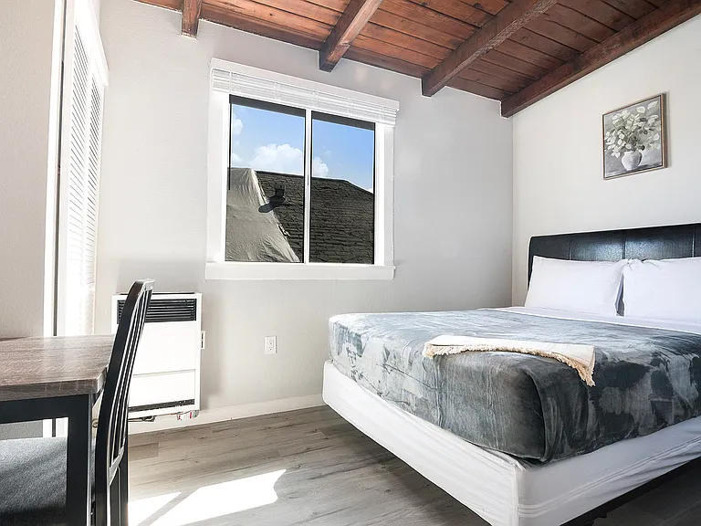 Casas On Cordova Street Apartments — Photo 45