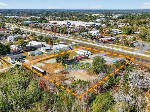 576 E International Speedway Blvd, Deland, FL 32724