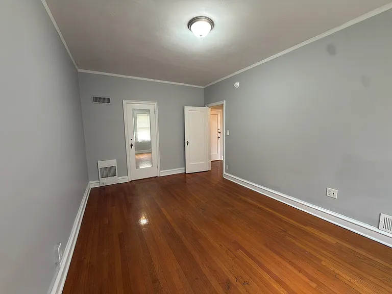 330 Laurel St #314 — Photo 5