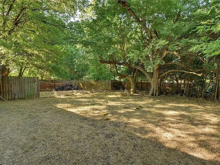 2311 Teri Rd #B — Photo 19