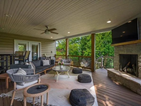 2390 Heather Way, Lexington, KY 40503