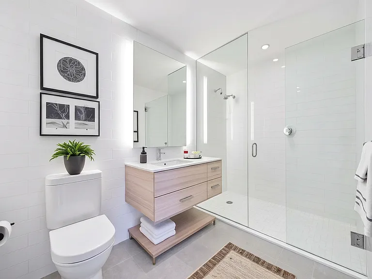 84 William St #1207 — Photo 5