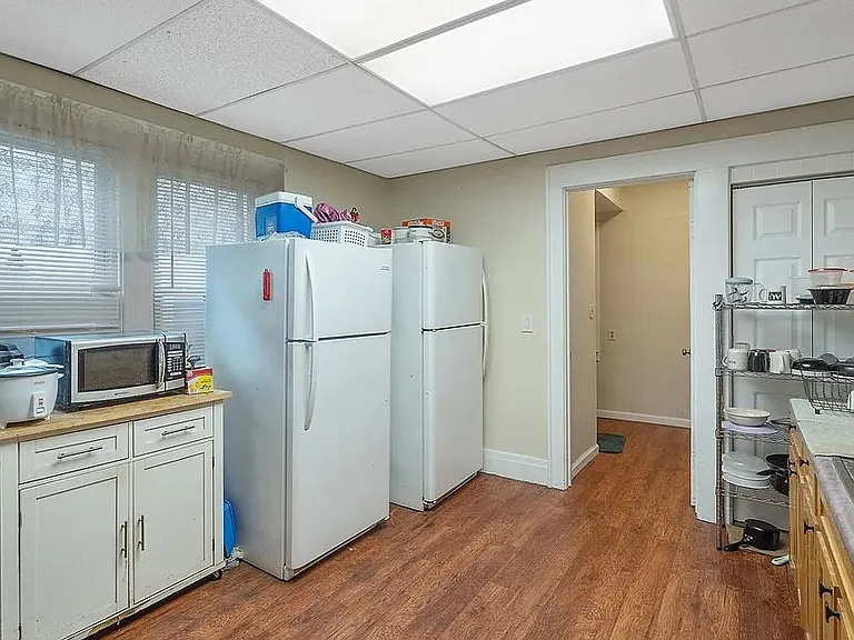 228 Cambridge St — Photo 14