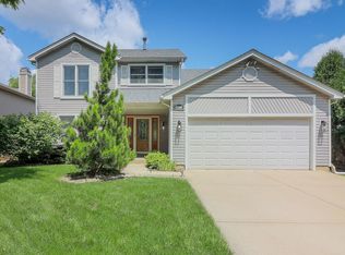 1810 Hawk Ln, Elk Grove Village, IL 60007