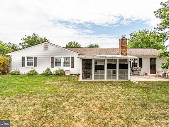 5th image of 4220 Maylock Ln
