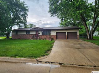 950 W 12th St, Wahoo, NE 68066
