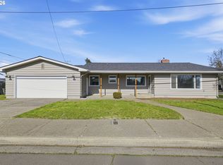 920 W 10th Ave, Junction City, OR 97448