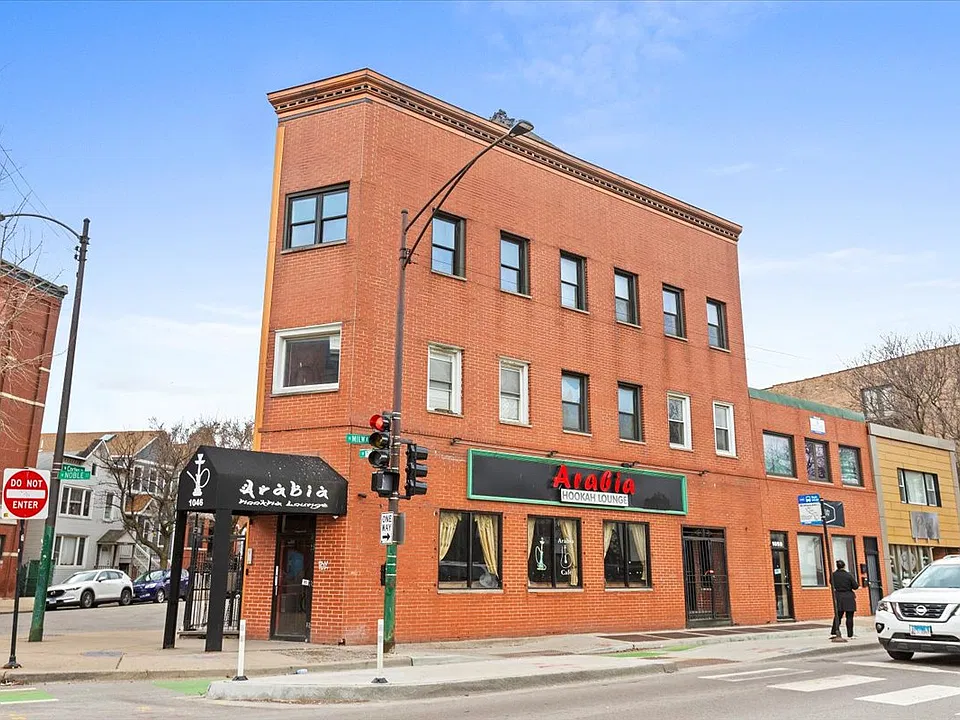 1046 N Milwaukee Ave #3
