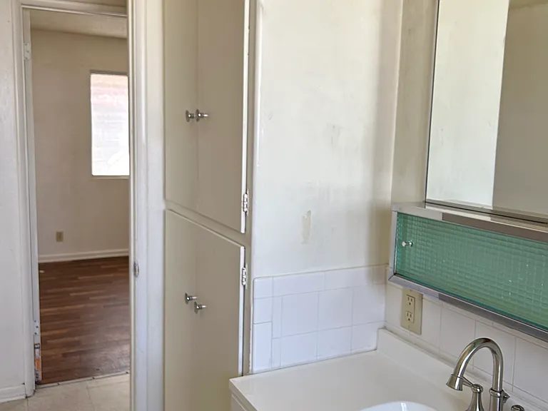 41611 Marine Dr #41611 — Photo 8