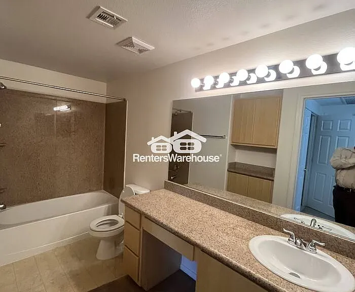 8000 W Badura Ave #20 — Photo 13