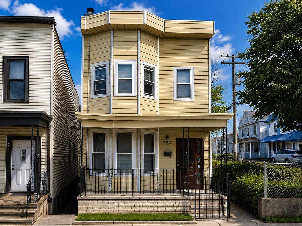 1st image of 726 E 239th Street