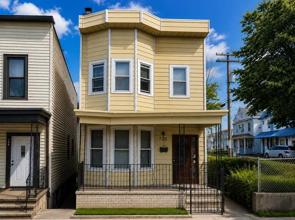 726 E 239th Street, Bronx, NY 10466