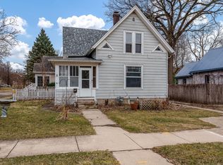 1441 Jackson St, Rockford, IL 61107