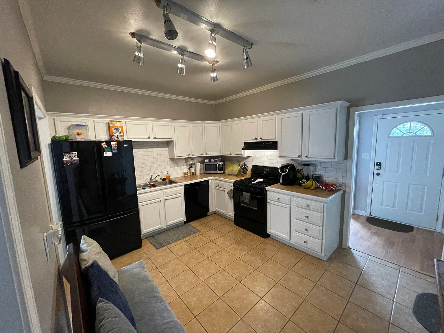 3 bed, 1506 sqft, $1,595 — Photo 4