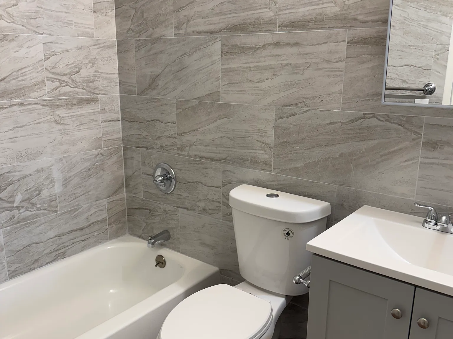 1 bed, 618 sqft, $1,700 — Photo 4