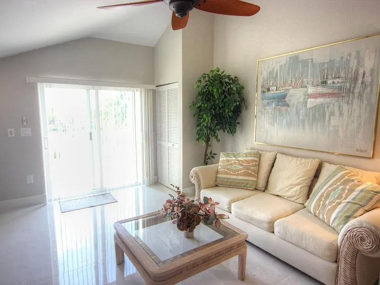 270 Bella Vista Ct N #70 — Photo 24