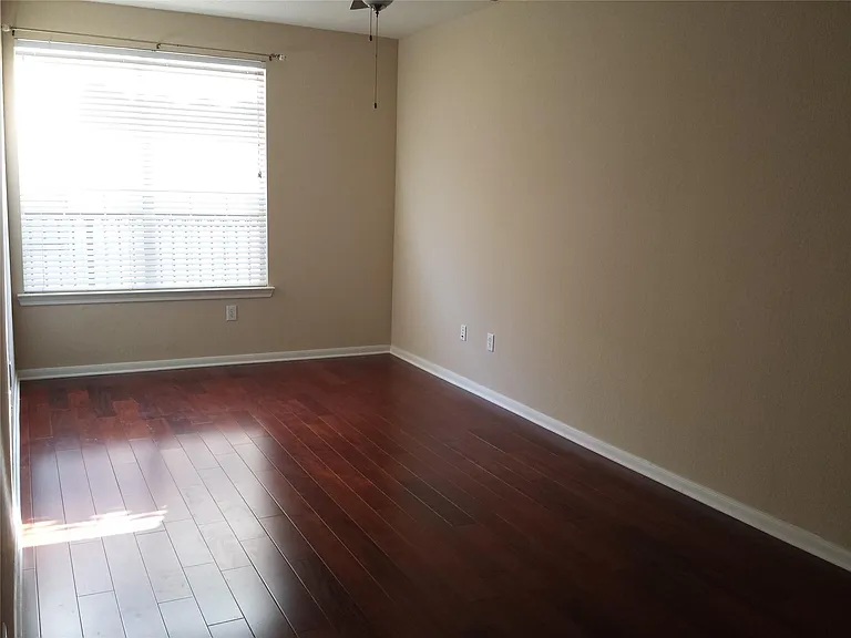 7575 Kirby Dr #2403 — Photo 7