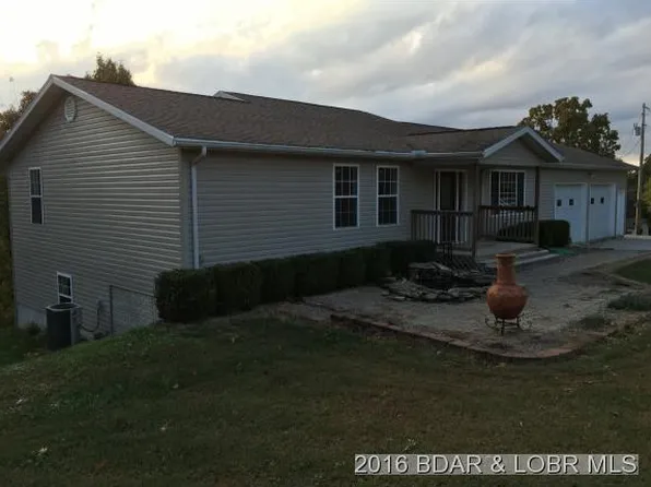 196 Sunflower Ln, Camdenton, MO 65020