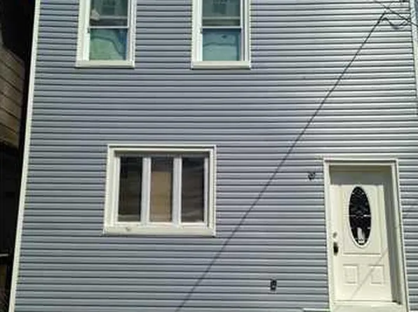 63 Gordon St, Staten Island, NY 10304