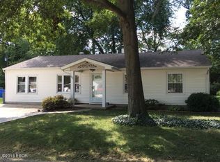 807 N Reel Ave, Salem, IL 62881