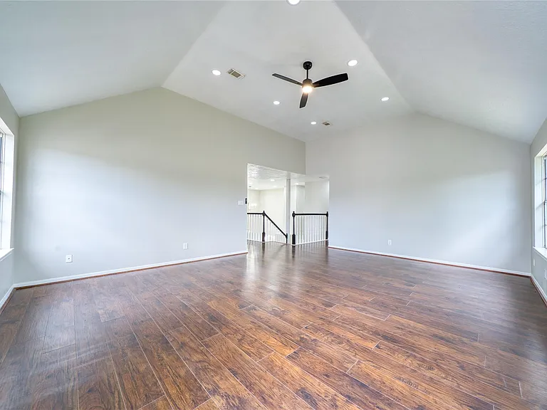 619 Green Belt Dr — Photo 23