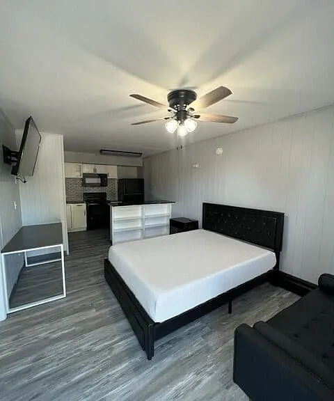 401 Smith St #A3 — Photo 12