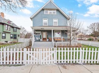 603 Douglas Ave, Elgin, IL 60120