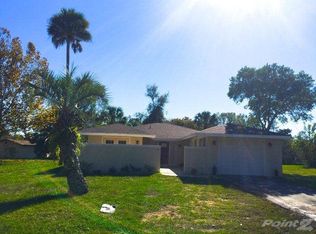 3 Fayette Ln, Palm Coast, FL 32137
