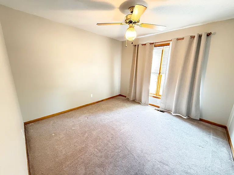 8257 N Woodland Ave — Photo 19