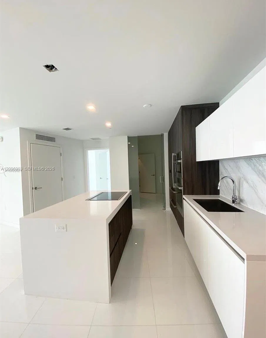 Paramount Miami Worldcent — Photo 4