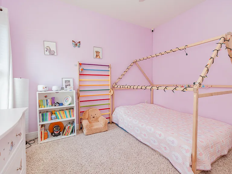 668 Teal St — Photo 9