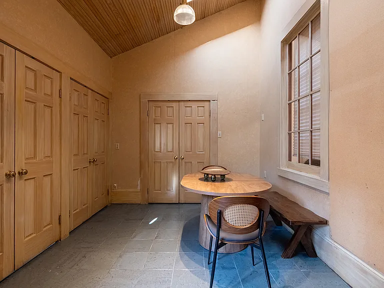 1018 Bienville St #A — Photo 24