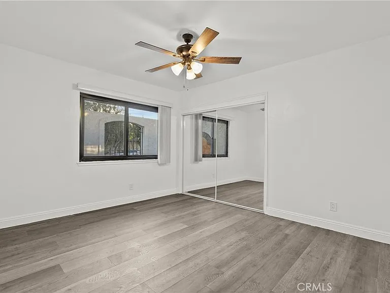 9724 Bothwell Rd — Photo 45