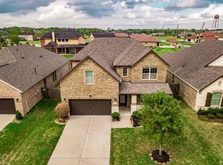 9435 Harmony Lake Ln, Rosenberg, TX 77469